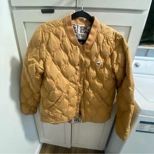 Burton Women's Mustard Puffer Jacket. Size Large.